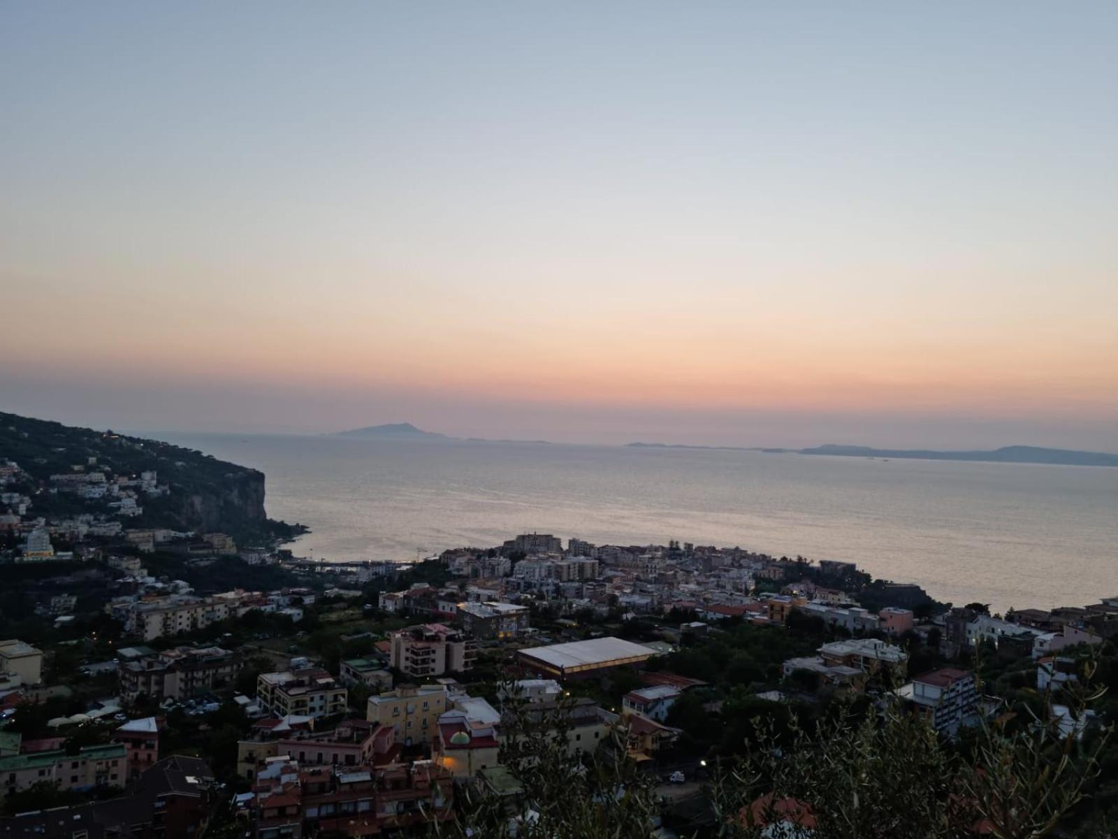 Casa Anna Apartment Vico Equense Bagian luar foto